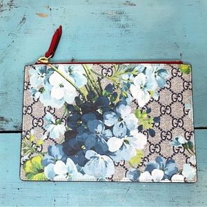 Gucci bloom Pouch